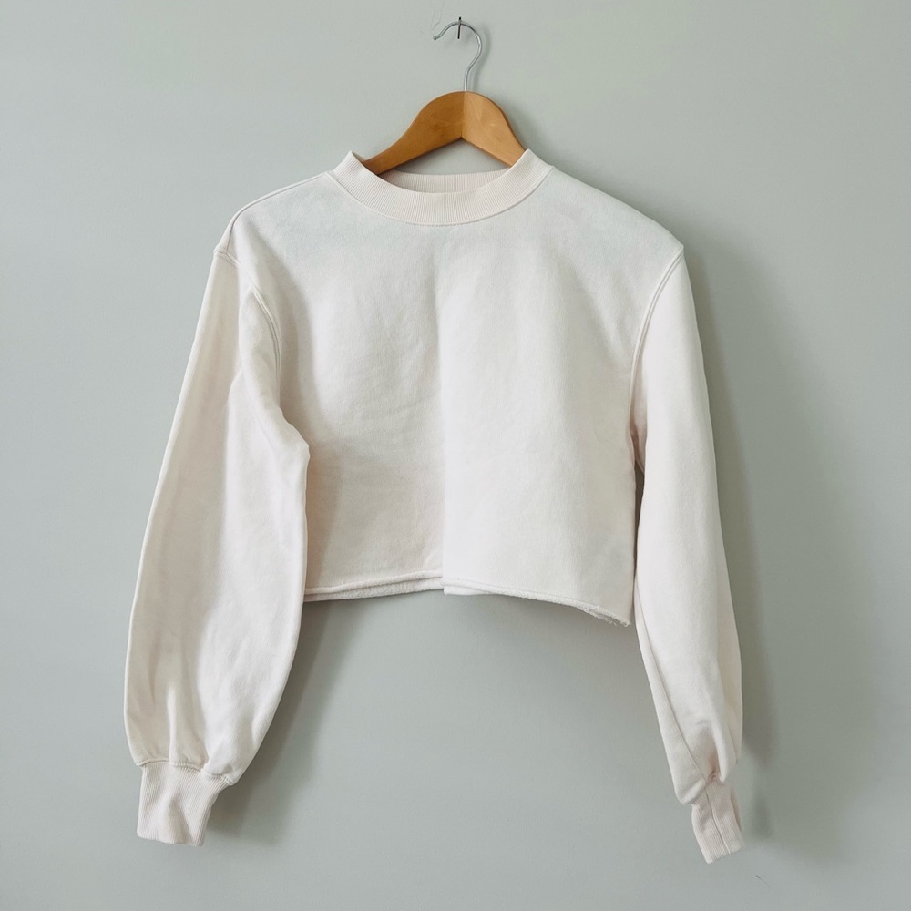 H&M Divided off white cropped sweatshirt size S